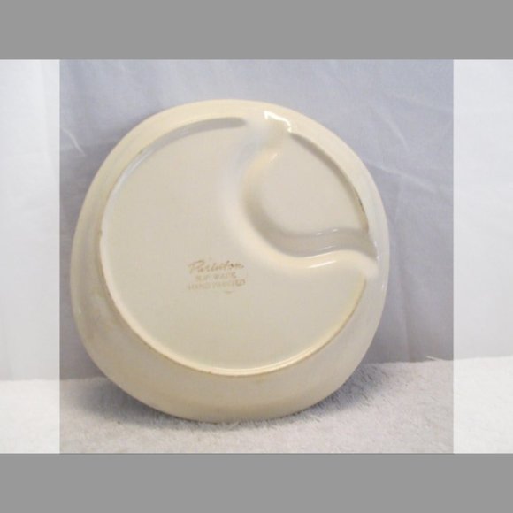 2 Rare Vintage Puriton Slip Ware "INTAGLIO" Tea and Toast Plates " 8.5" - Picture 6 of 12